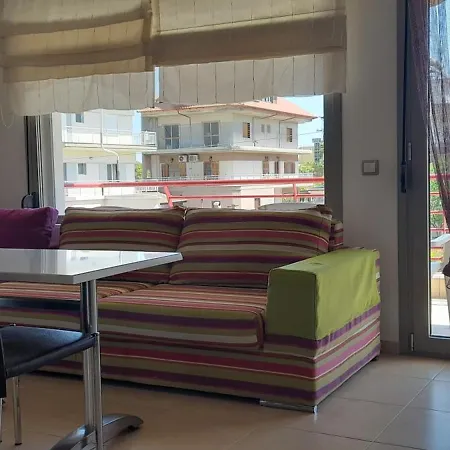 Ioli Appartement *